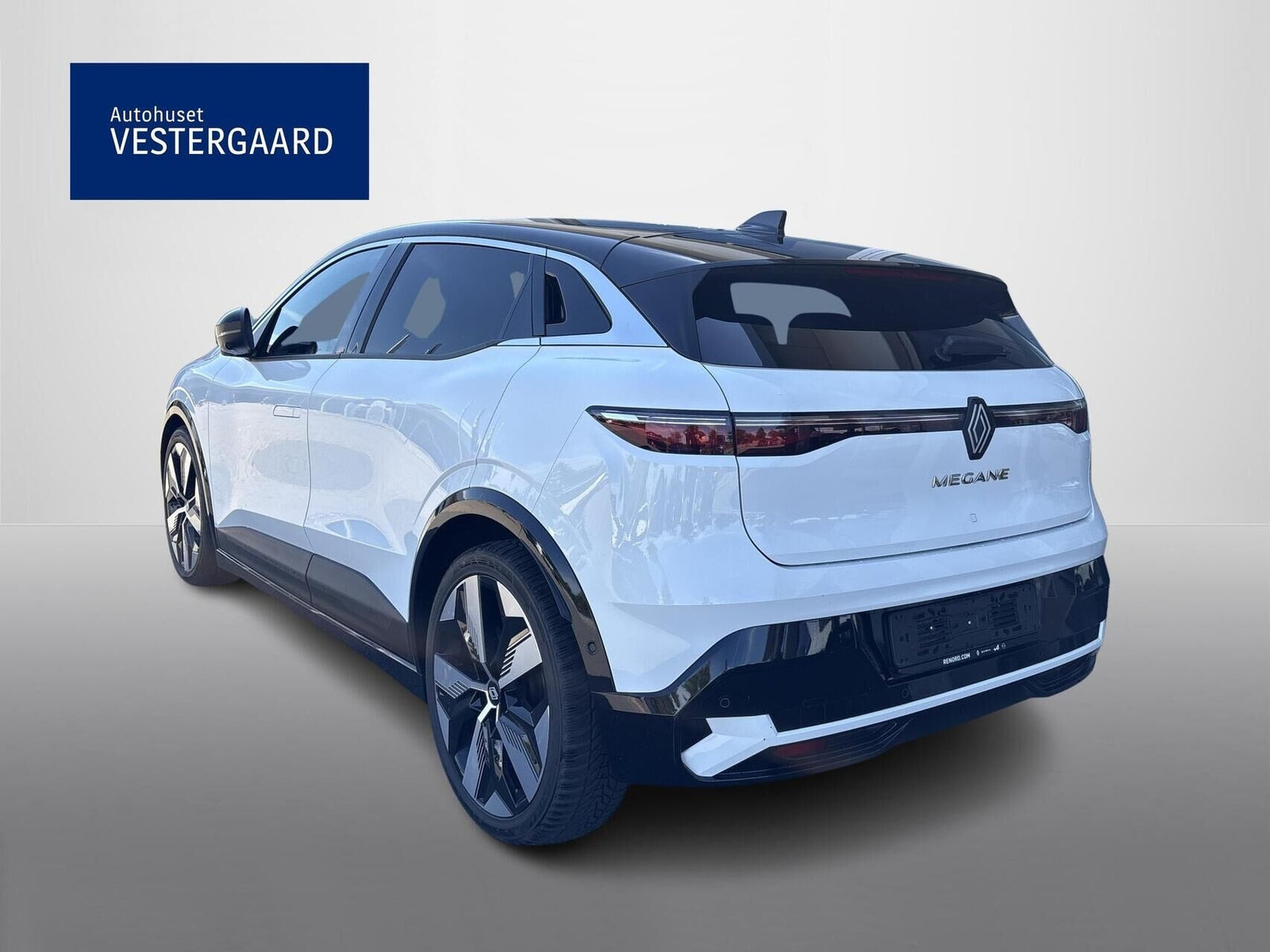 Hvid Renault Megane E-Tech fra 2023