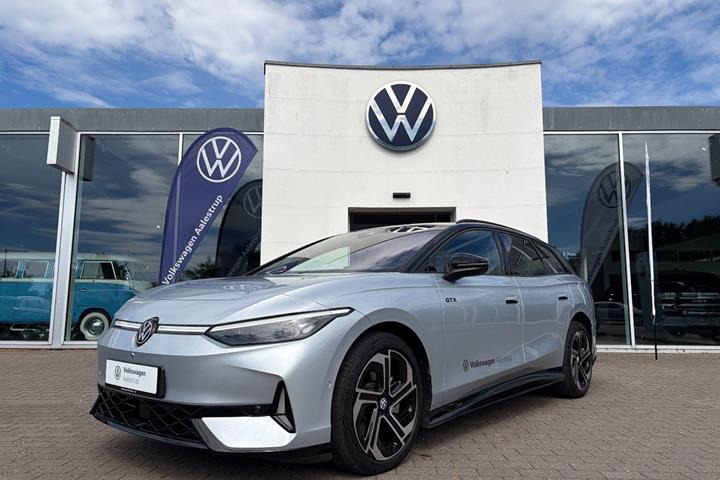 Sort VW ID.7 fra 2026 set udefra