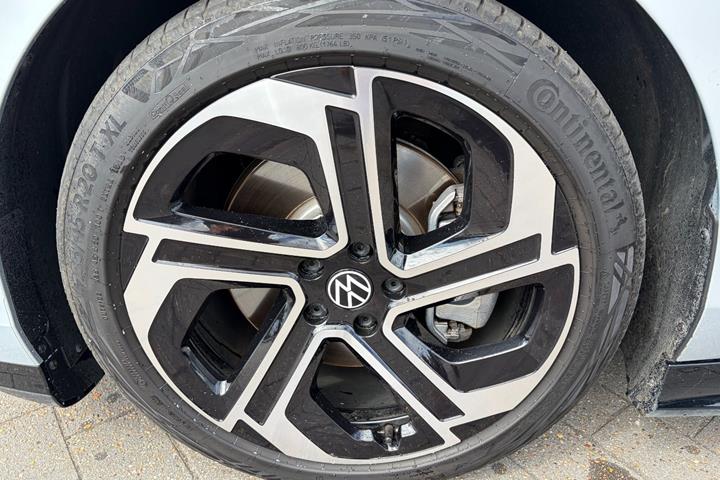 Sort VW ID.7 fra 2026