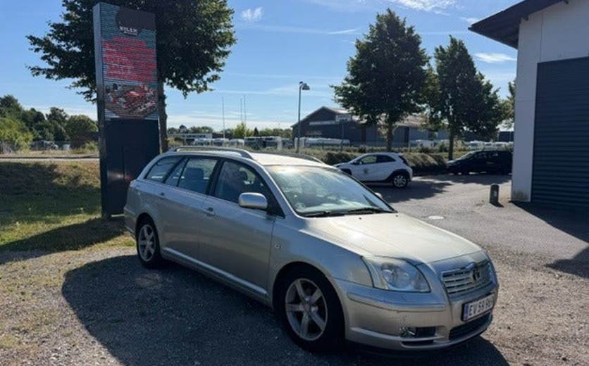 Toyota Avensis 1,8 VVT-i Sol stc.