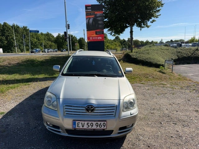undefined Toyota Avensis fra 2004