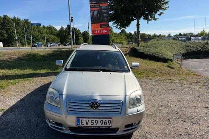 undefined Toyota Avensis fra 2004