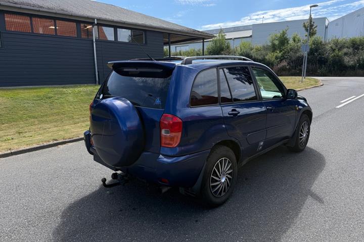 undefined Toyota RAV4 fra 2002