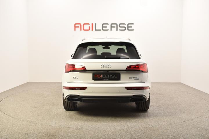 Hvid Audi Q5 fra 2021