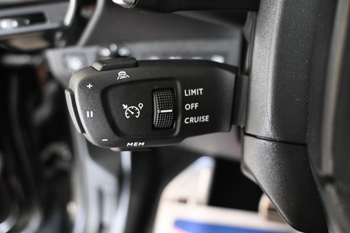 Sort DS DS 7 CrossBack fra 2020