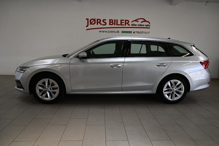 Sølv Skoda Octavia fra 2021