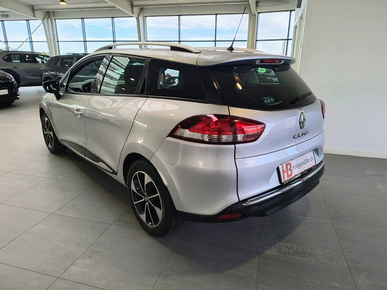 Sølv Renault Clio IV fra 2018