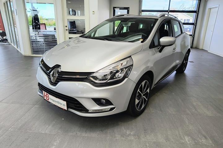 Sølv Renault Clio IV fra 2018