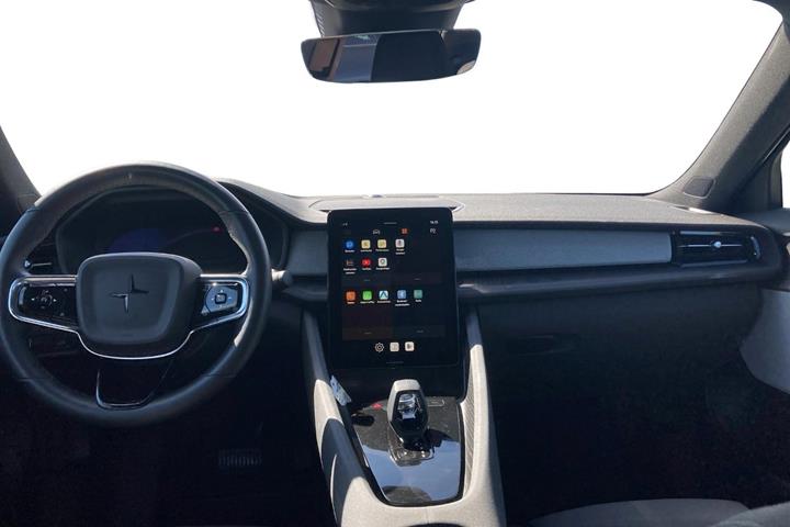 Sort Polestar 2 fra 2023