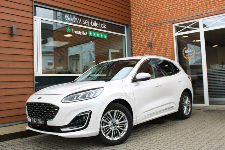 Hvid Ford Kuga fra 2021