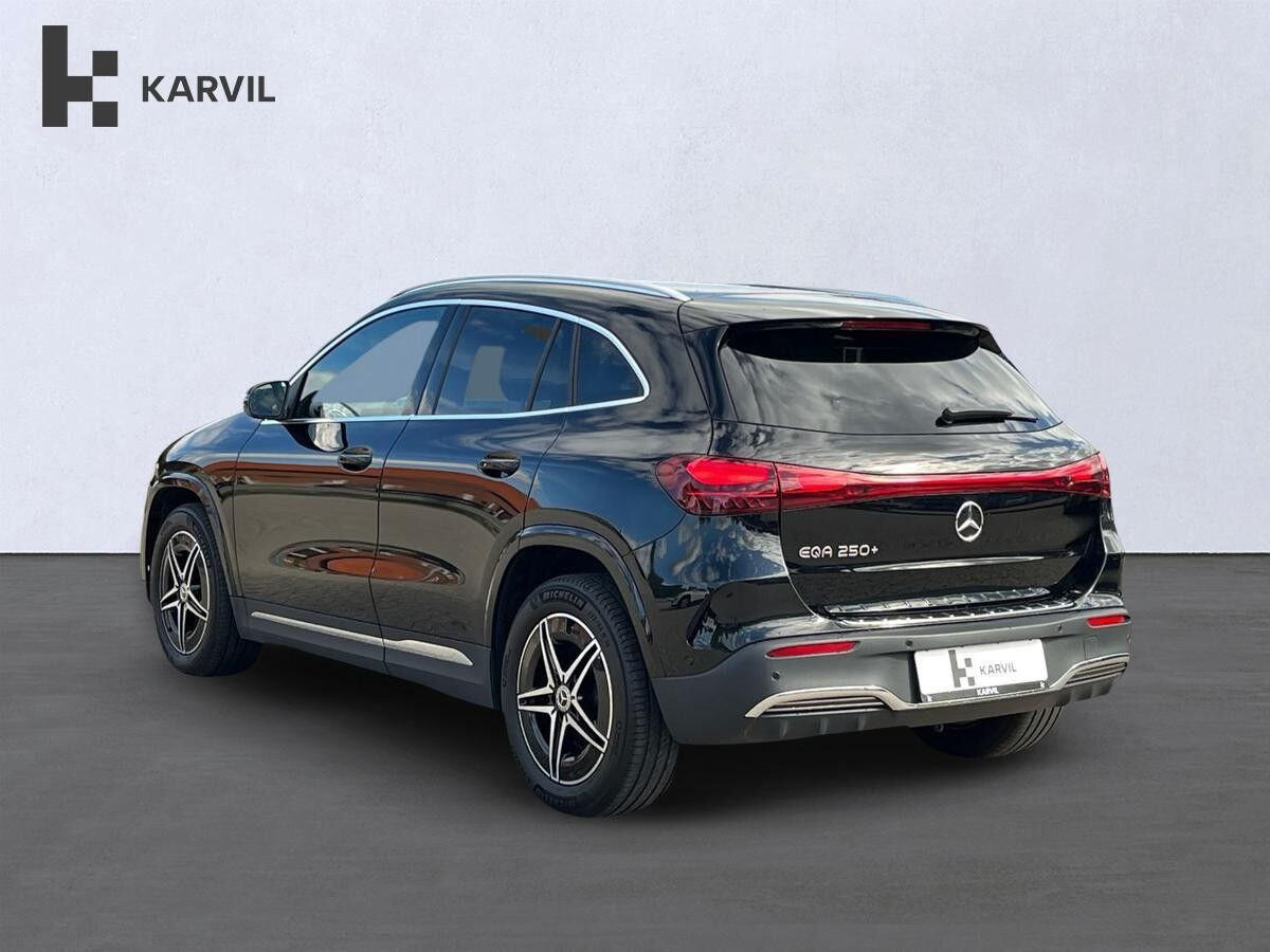Sort Mercedes EQA250+ fra 2024