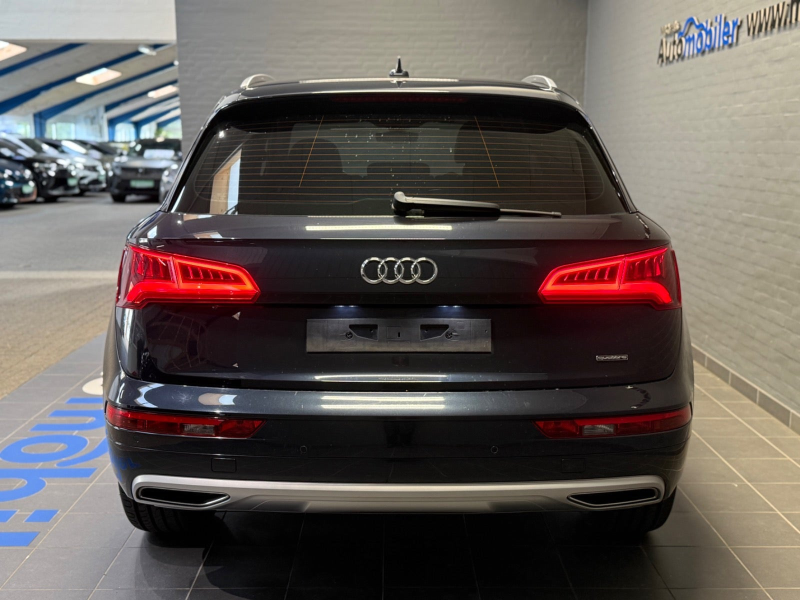 Blå Audi Q5 fra 2018