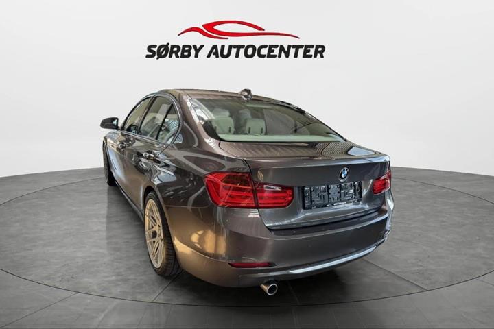 Brun BMW 320d fra 2012