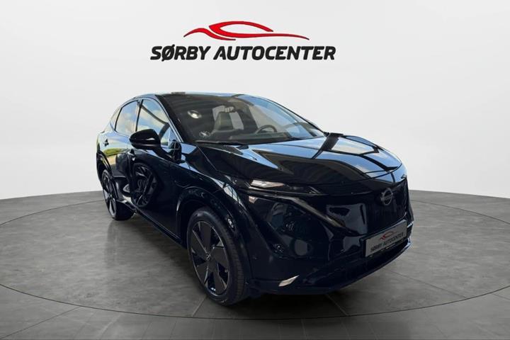 Sort Nissan Ariya fra 2026