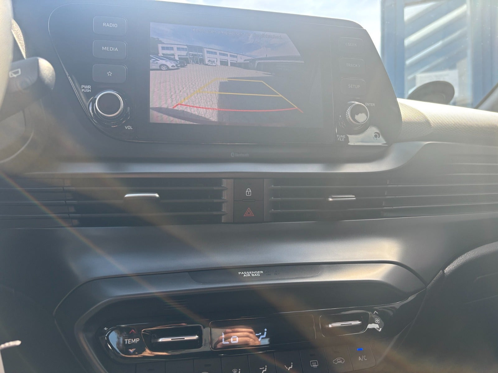 Rød Hyundai i20 fra 2022