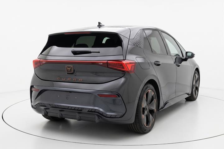 Grå Cupra Born fra 2022
