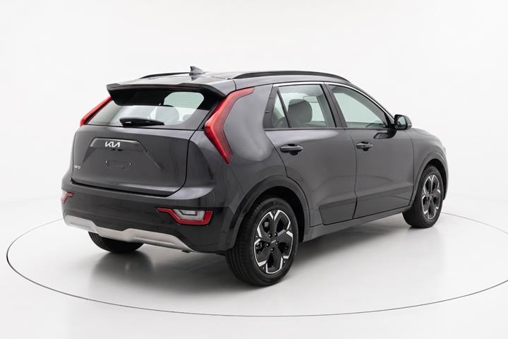 Sort Kia Niro fra 2023