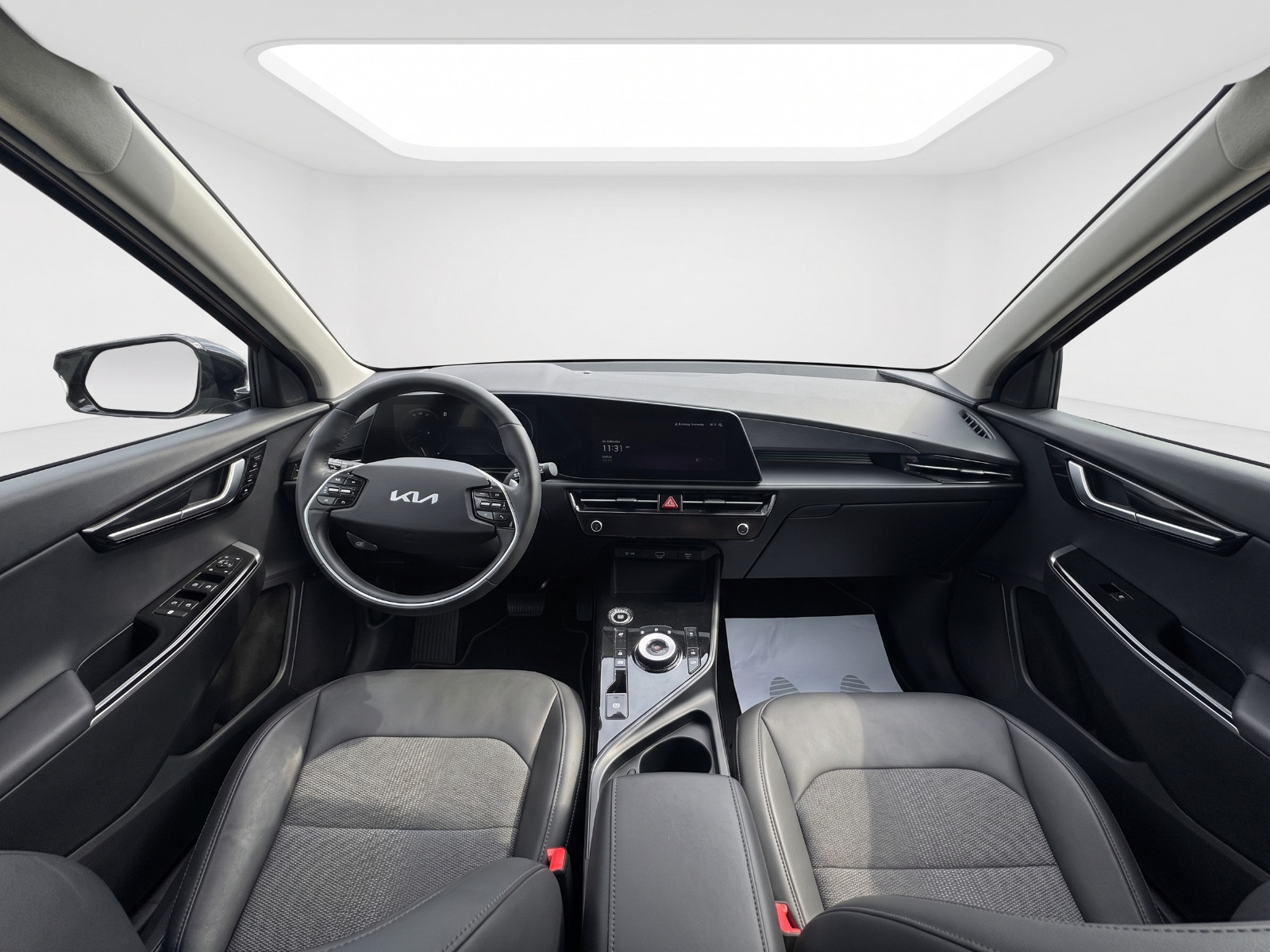 Sort Kia Niro fra 2023