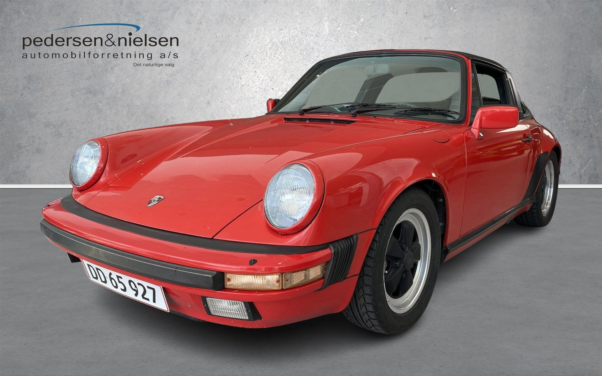 Porsche 911 3,2 Targa 204HK