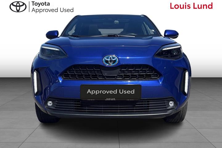 Blå Toyota Yaris Cross fra 2022