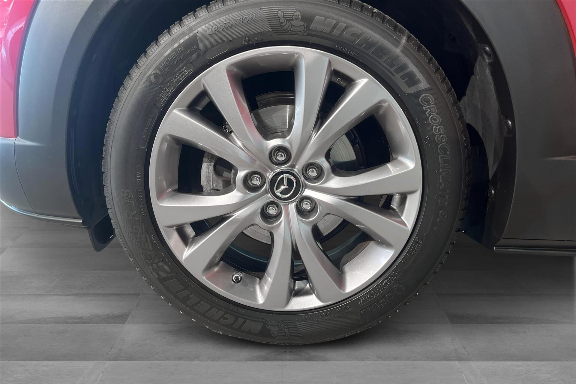 Rød Mazda CX-30 fra 2020