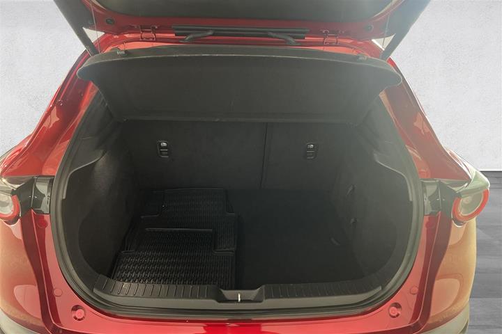 Rød Mazda CX-30 fra 2020