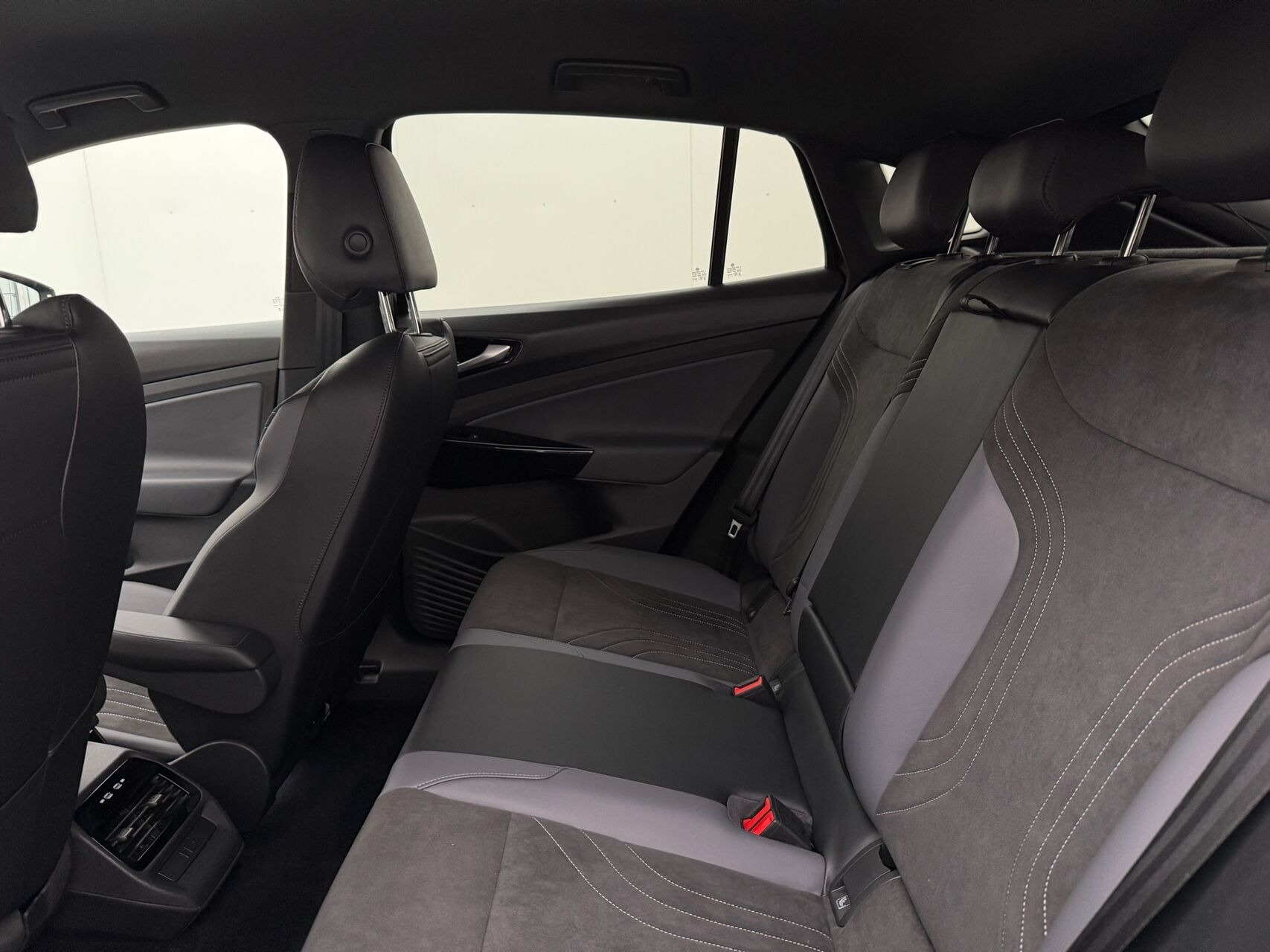 Sort VW ID.5 fra 2024