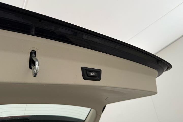Sort BMW iX3 fra 2021