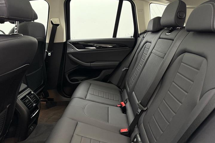 Sort BMW iX3 fra 2021