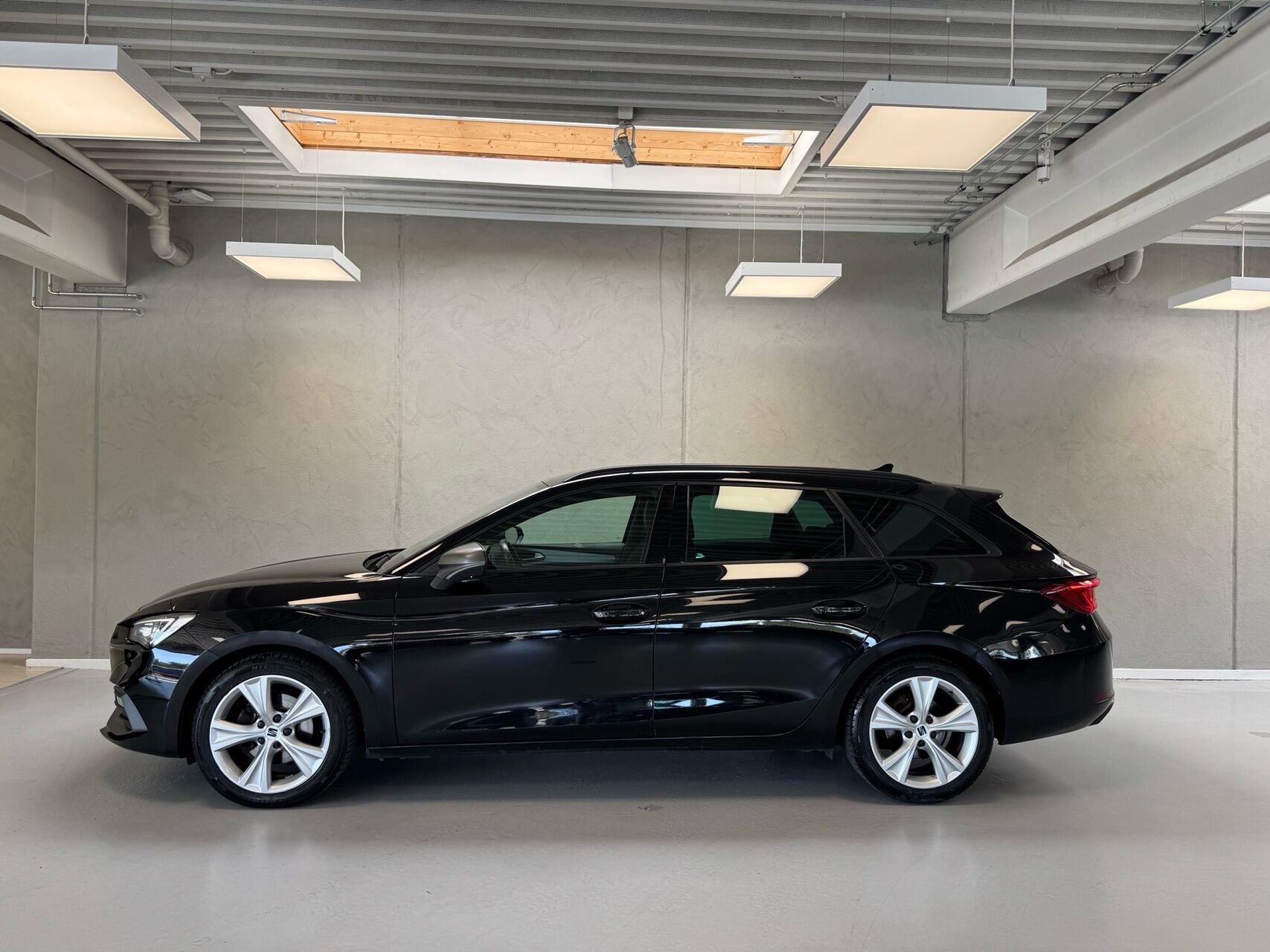Sort Seat Leon fra 2021