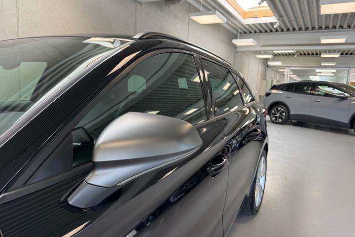 Sort Seat Leon fra 2021