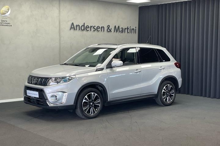 Sølv Suzuki Vitara fra 2018