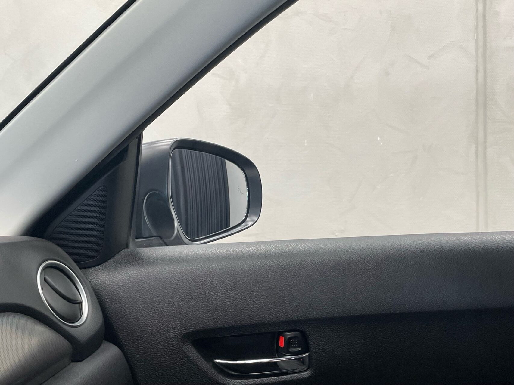 Sølv Suzuki Vitara fra 2018
