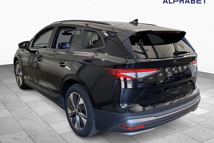 Sort Skoda Enyaq fra 2023