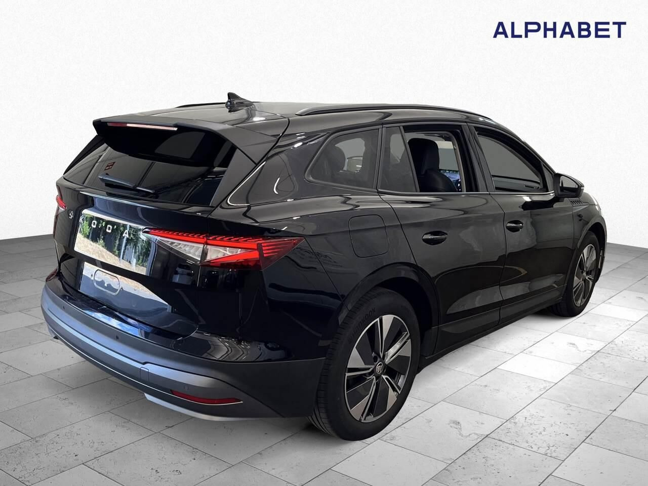 Sort Skoda Enyaq fra 2023