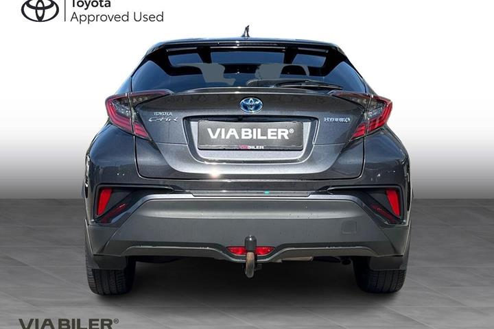 Grå Toyota C-HR fra 2019