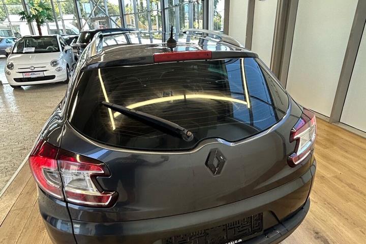 Grå Renault Mégane fra 2013