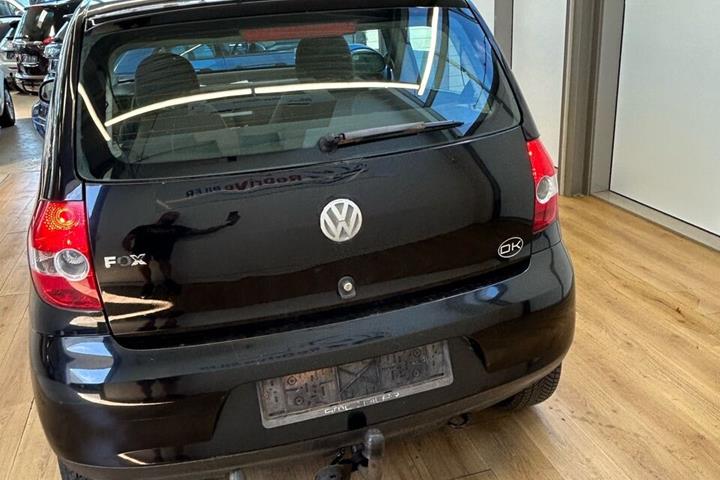 Sort VW Fox fra 2005