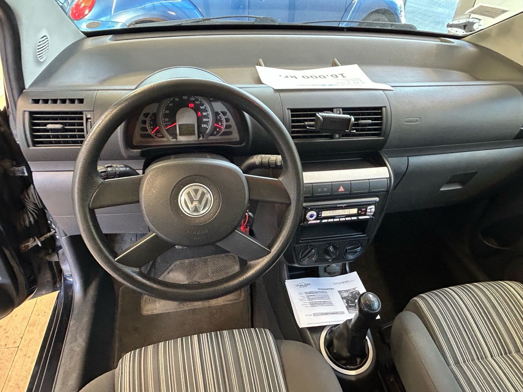 Sort VW Fox fra 2005