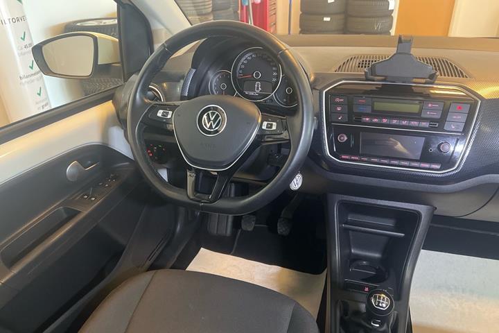 Hvid VW UP! fra 2023
