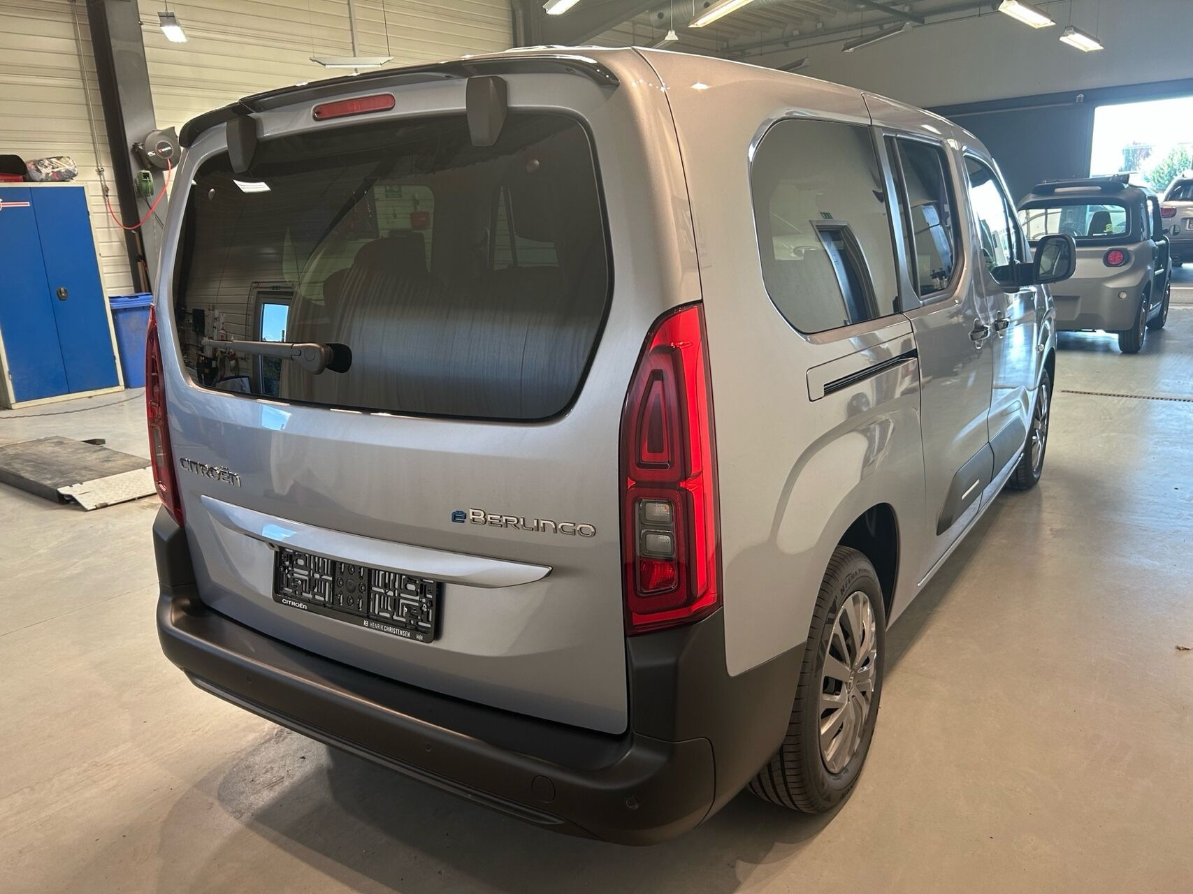 Grå Citroën ë-Berlingo fra 2025