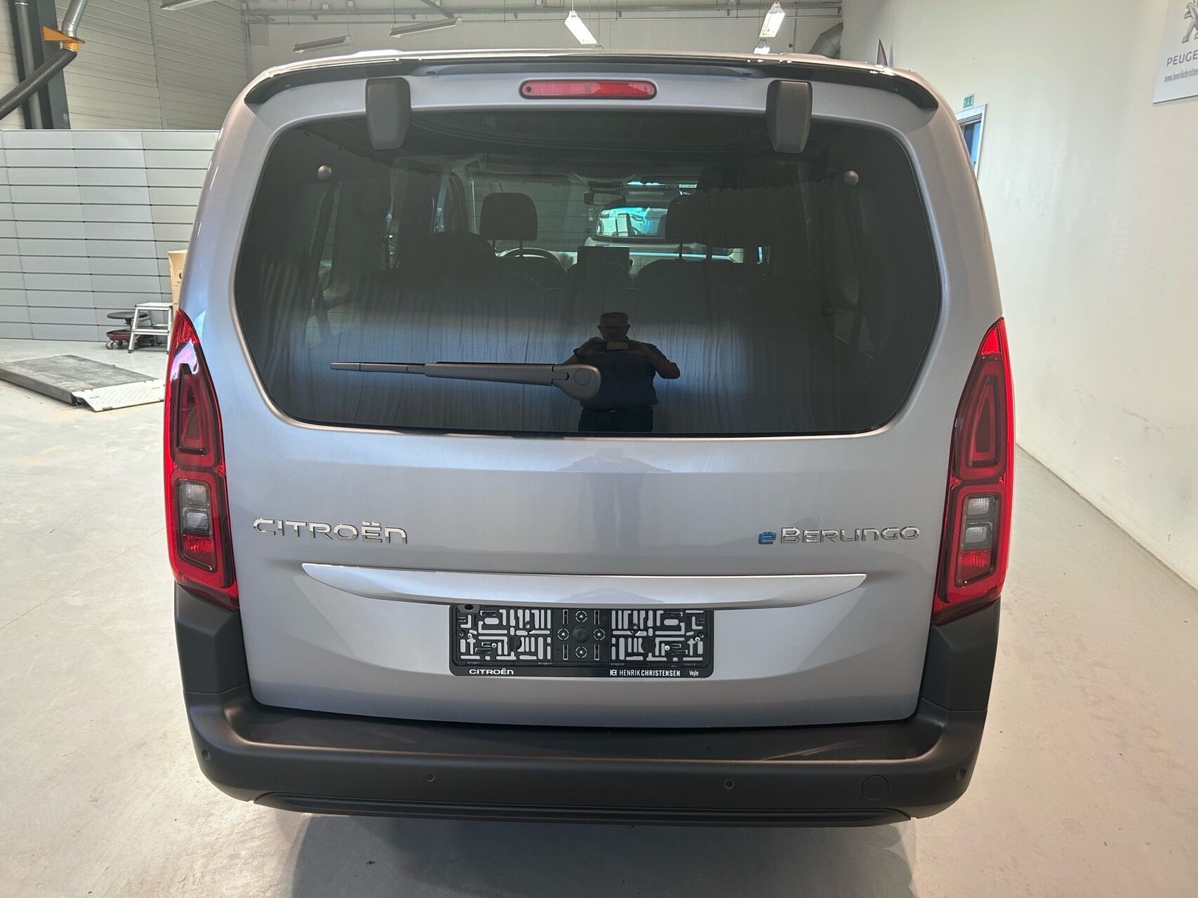 Grå Citroën ë-Berlingo fra 2025