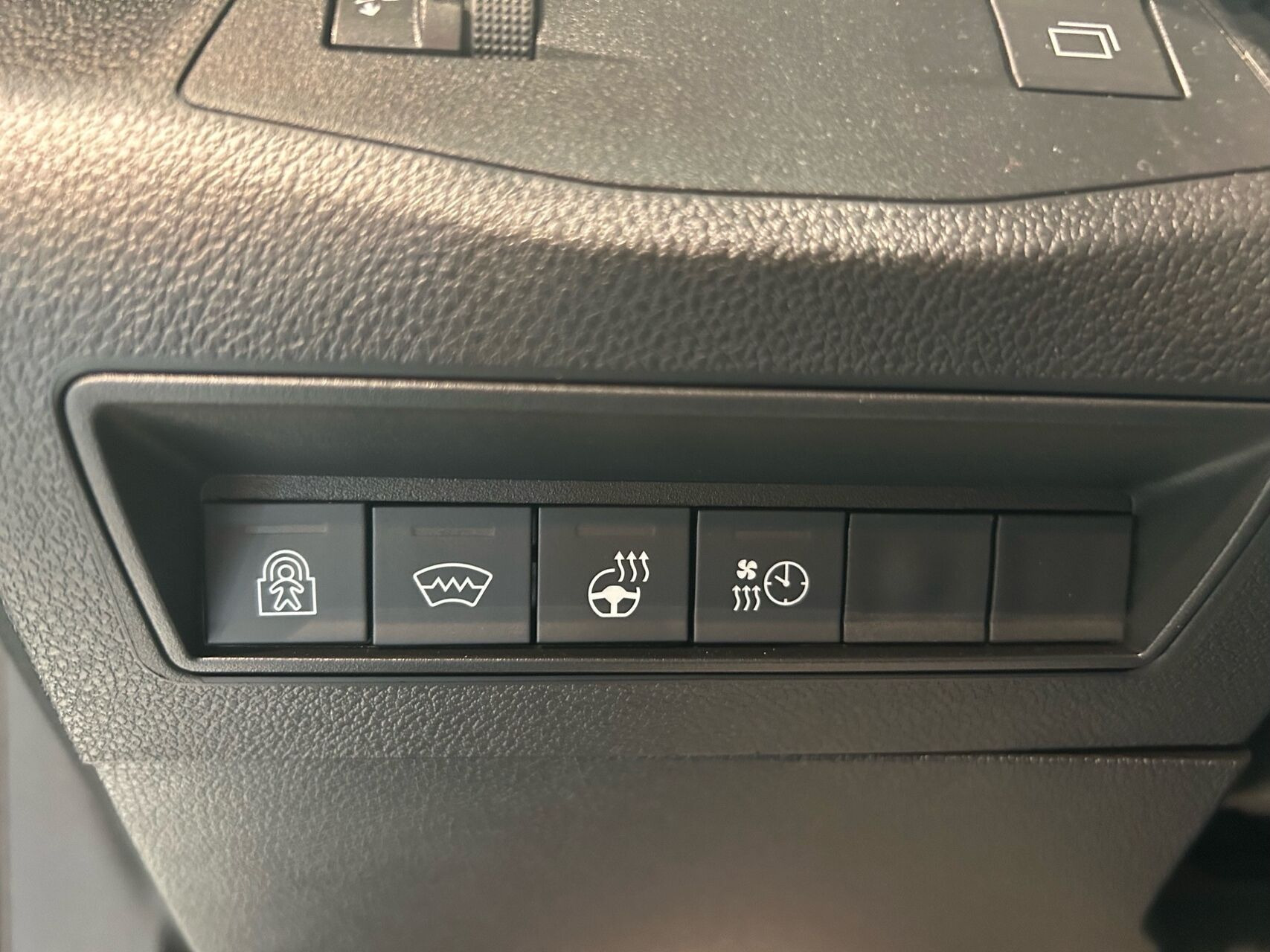 Grå Citroën ë-Berlingo fra 2025