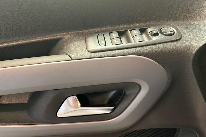 Grå Citroën ë-Berlingo fra 2025