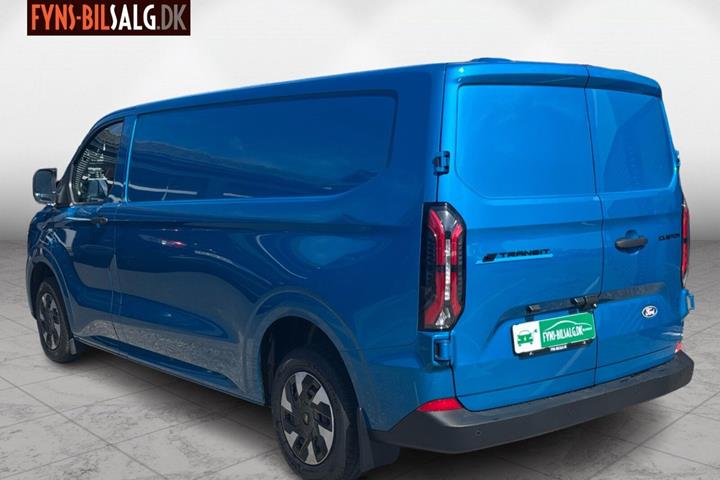 Blå Ford E-Transit Custom fra 2025