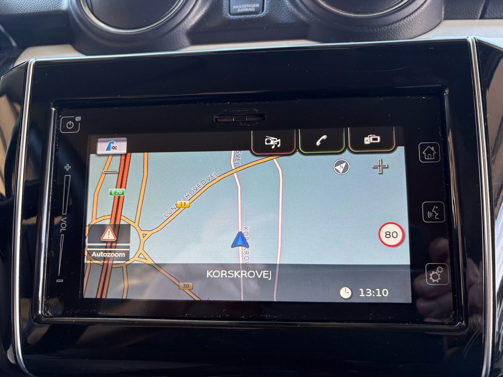 Grå Suzuki Swift fra 2019