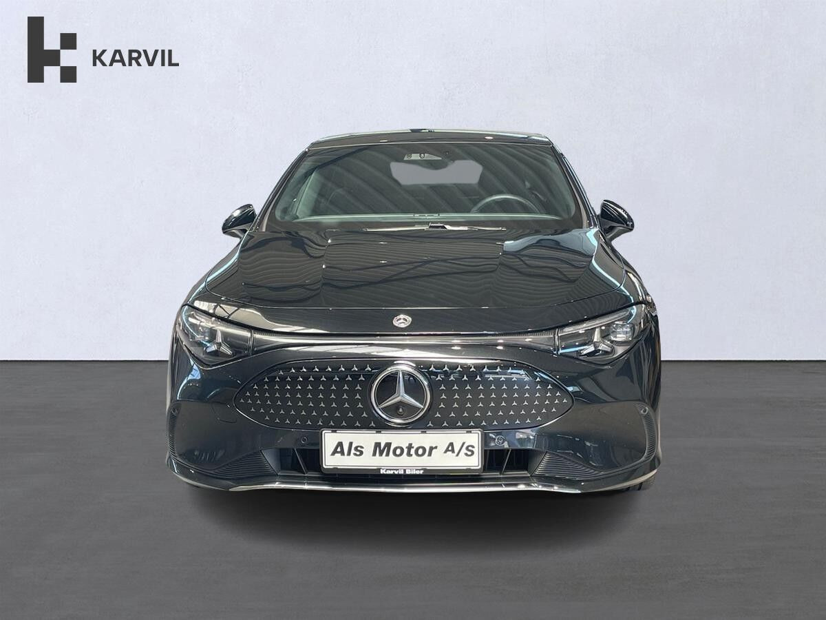 Sort Mercedes CLA250+ fra 2025