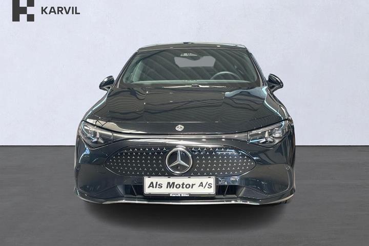 Sort Mercedes CLA250+ fra 2025