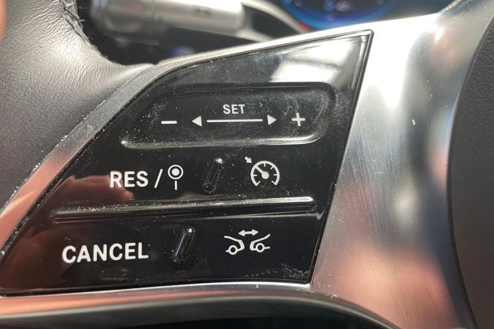 Sort Mercedes CLA250+ fra 2025