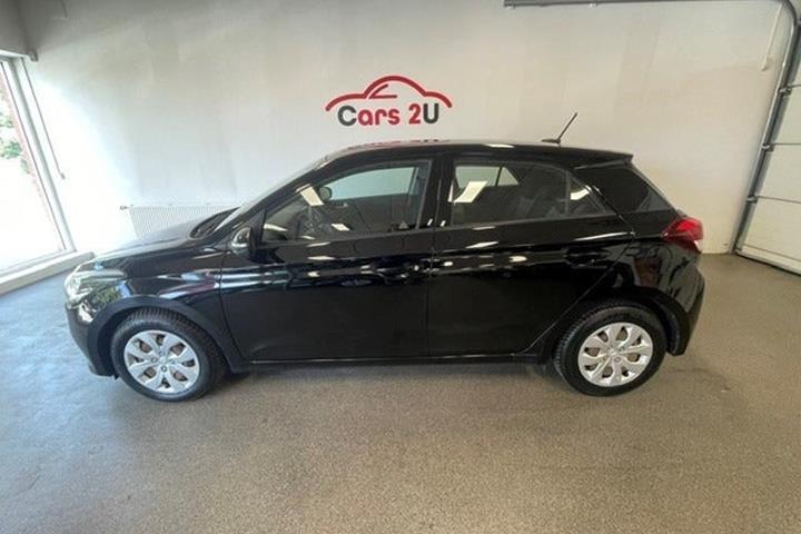 Sort Hyundai i20 fra 2017